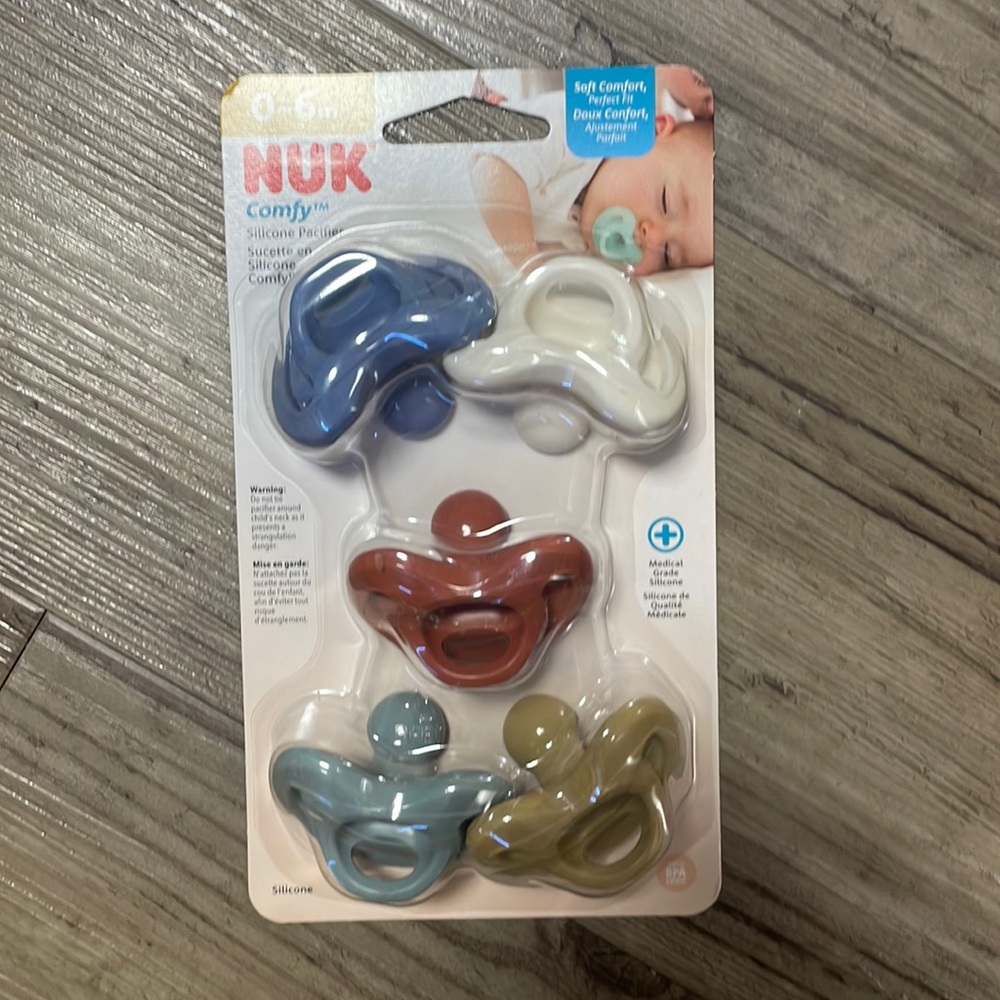 Nuk Silicone Pacifier 0-6m